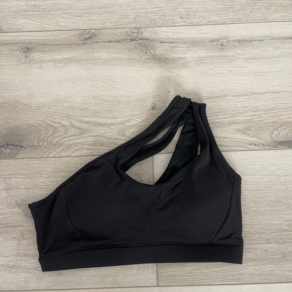 Amazon Tops - Sports bra
